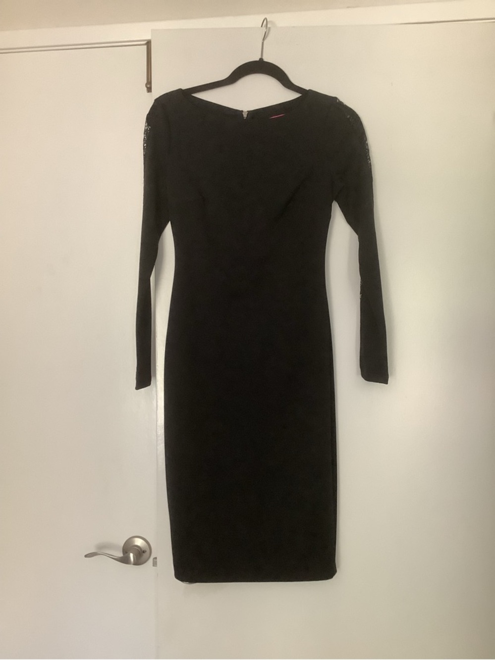 Catherine Malandrino Black Long-Sleeve Midi Dress Lace sleeves and back, size 2